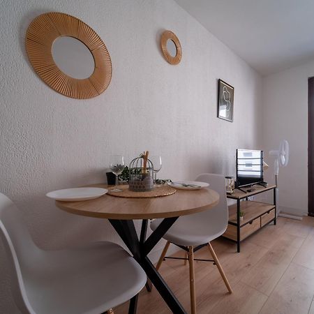 Appartement Tout Equipe Avec Parking A 5Min A Pied De La Gare St Charles Marseille Ngoại thất bức ảnh