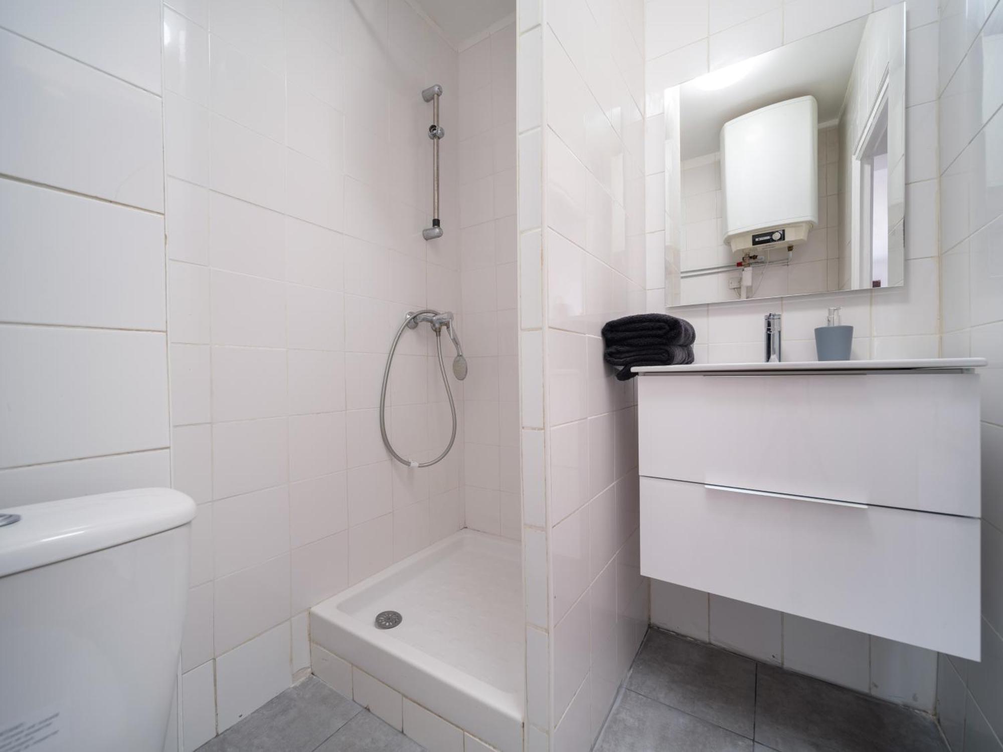 Appartement Tout Equipe Avec Parking A 5Min A Pied De La Gare St Charles Marseille Ngoại thất bức ảnh