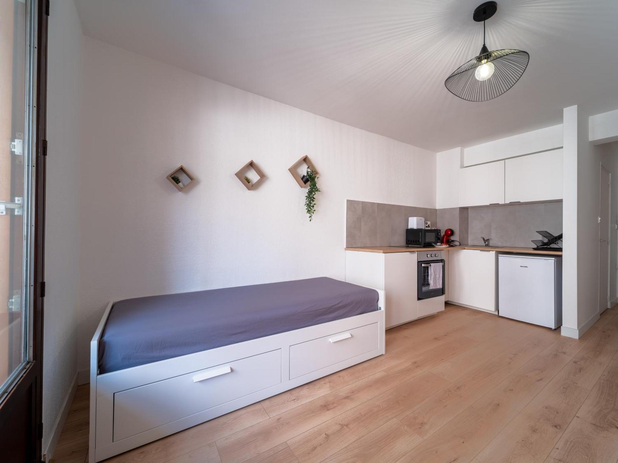 Appartement Tout Equipe Avec Parking A 5Min A Pied De La Gare St Charles Marseille Ngoại thất bức ảnh