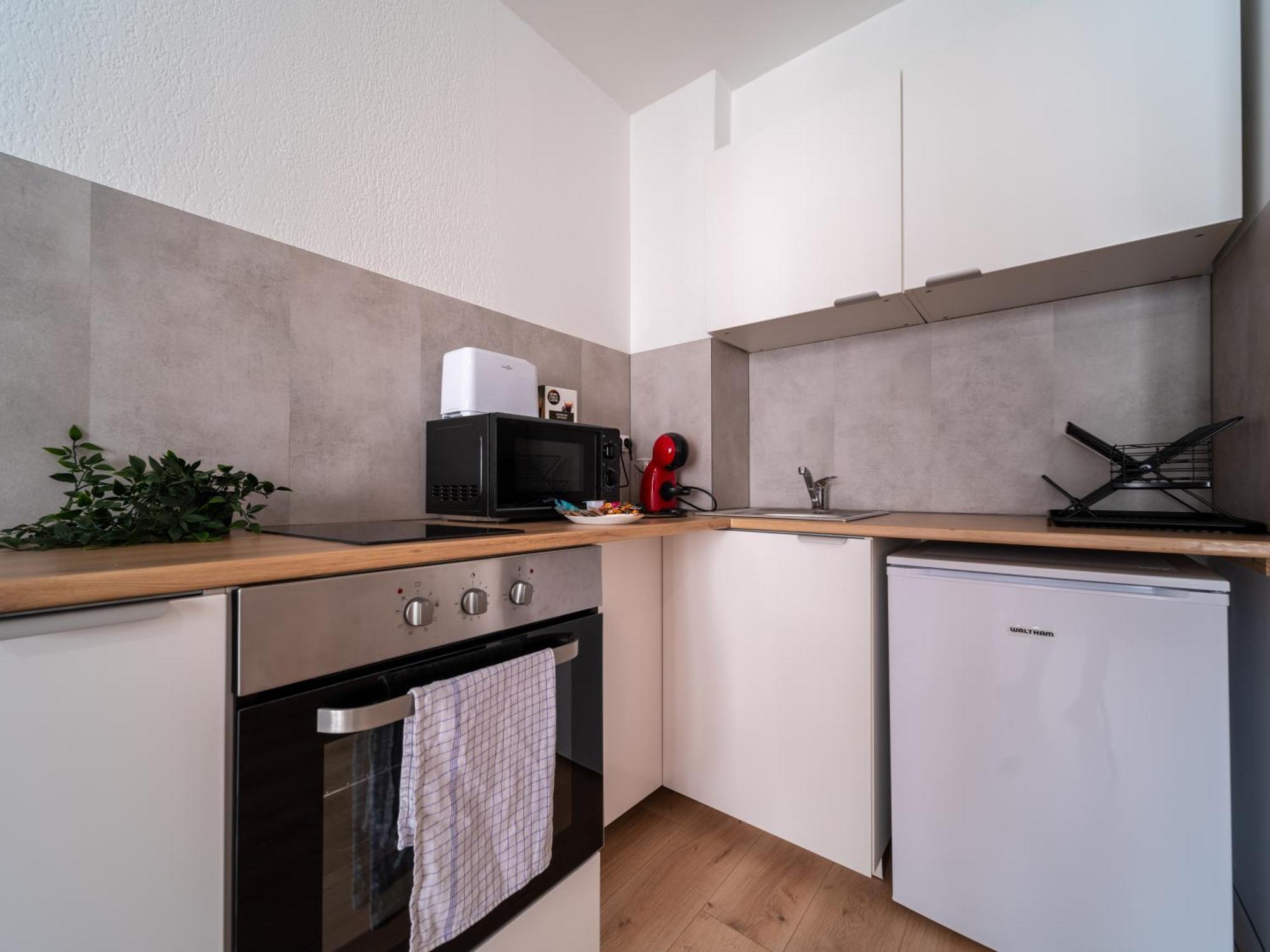 Appartement Tout Equipe Avec Parking A 5Min A Pied De La Gare St Charles Marseille Ngoại thất bức ảnh